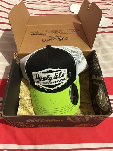 Customer photo review of Yellow & White Diamond Trucker Hat
