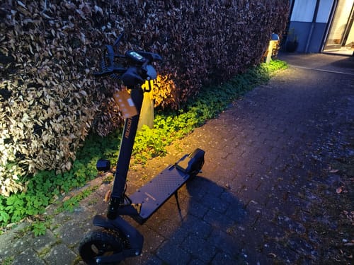 Customer photo review of Ausom L1 Electric Scooter