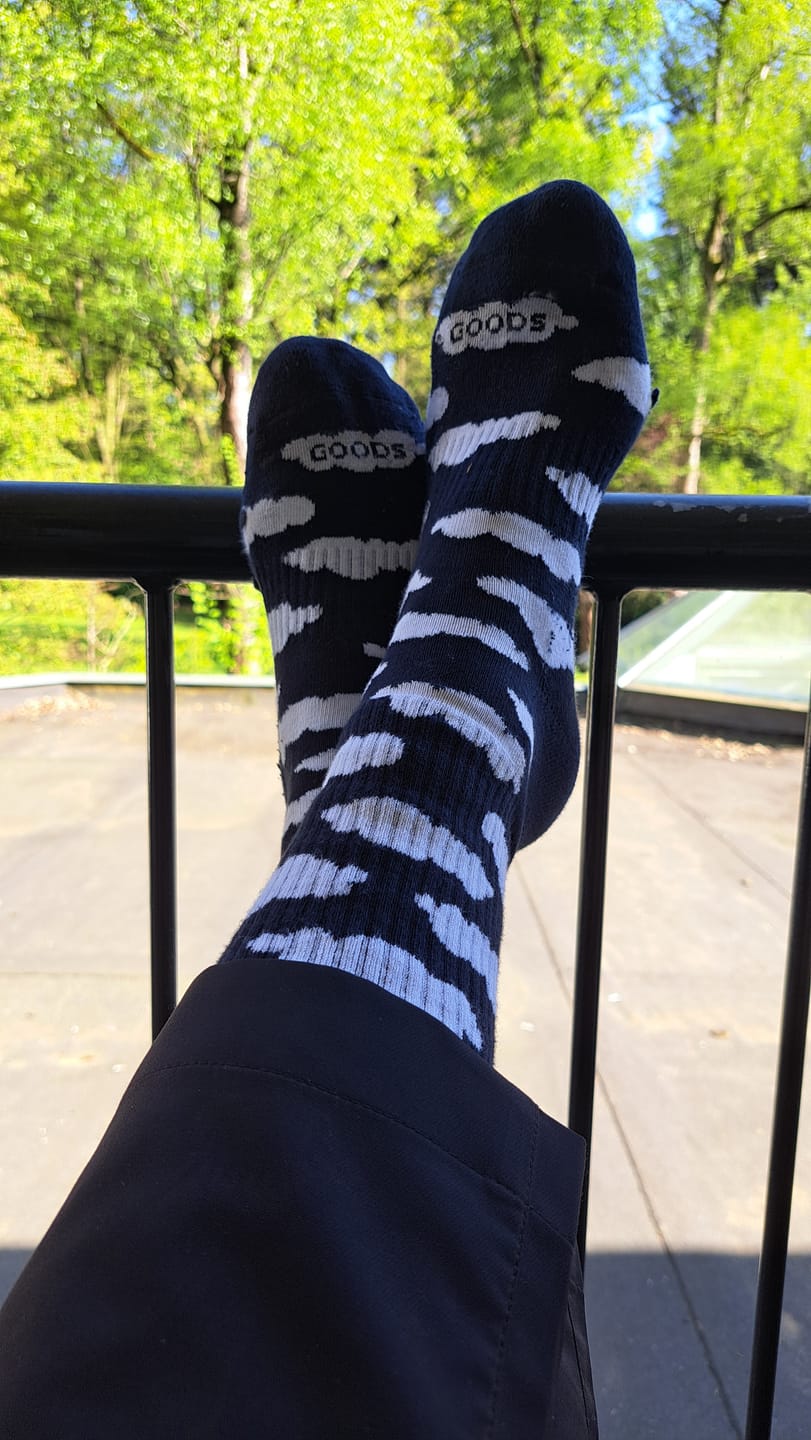 Customer photo review of Walking on clouds - Dark