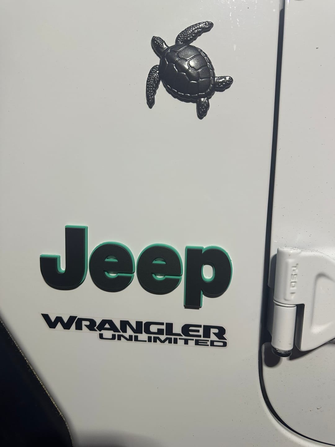 Customer photo review of Jeep Wrangler/Gladiator Fender Emblems - PAIR L/R Sides - Two Color Stacked