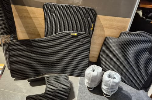 Customer photo review of Auto Fußmatten nach Maß - Komplettset