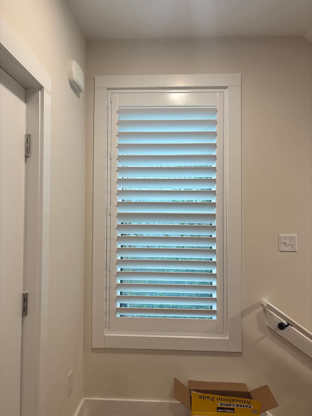 Customer photo review of Hybrid Wood Plantation Shutter