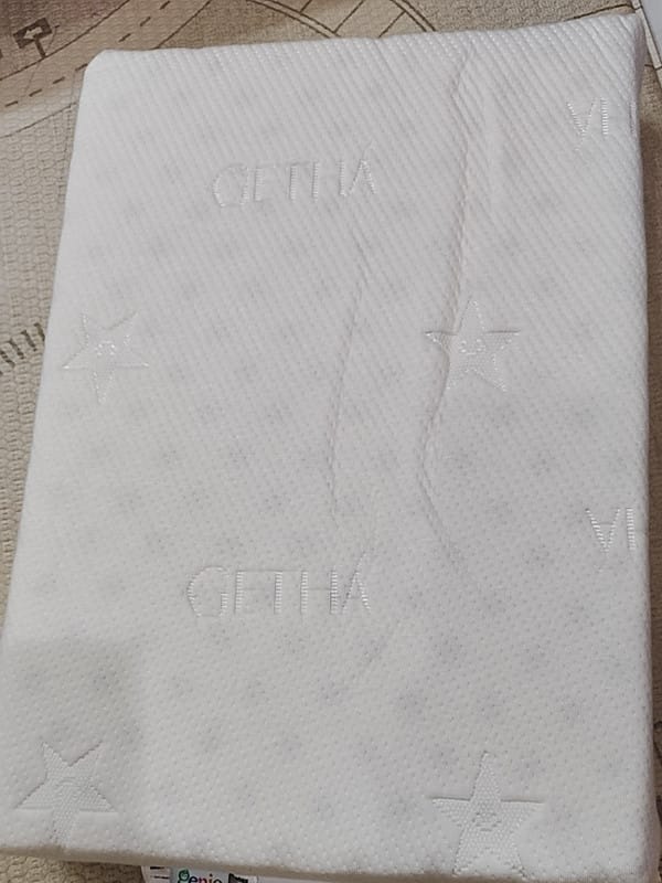 Customer photo review of Getha Sleepy Kids Latex Pillow