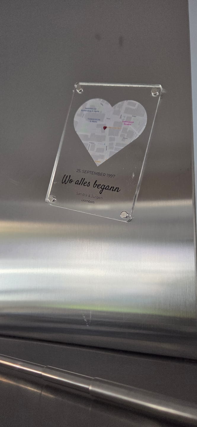 Customer photo review of "Unser Ereignis" - Acryl Magnet