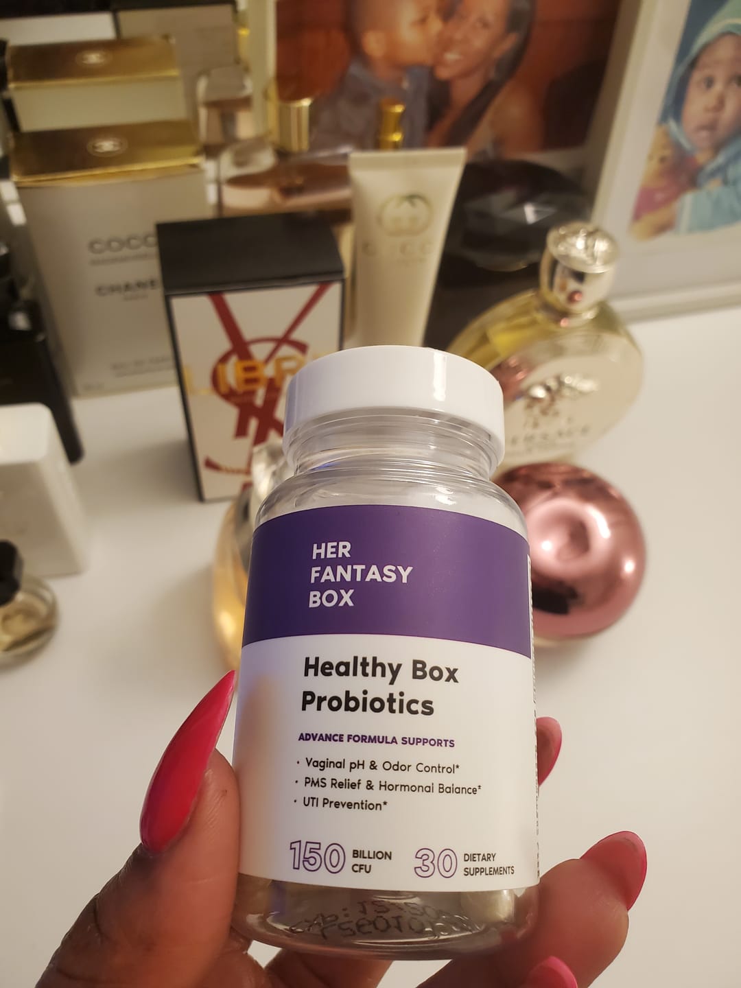 Customer photo review of Healthy Box Probiotics for pH, Odor, Pms Relief & Uti Prevention