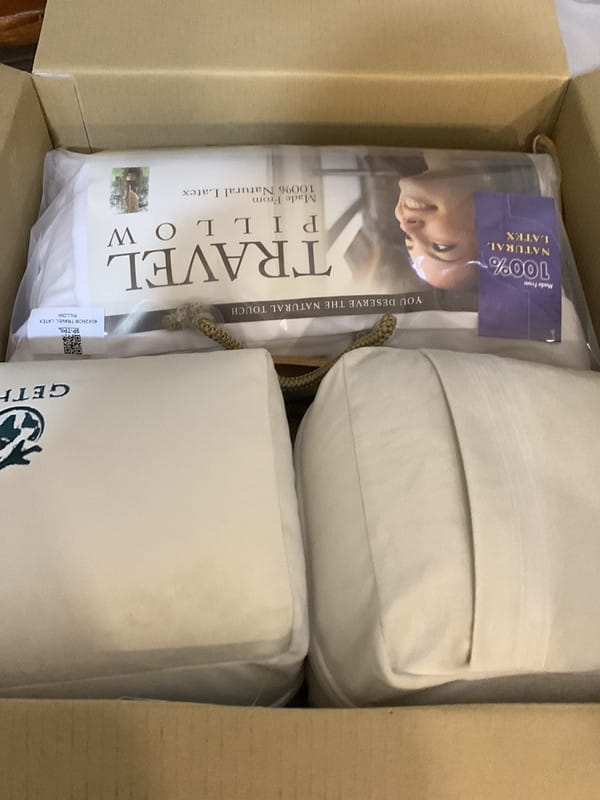 Customer photo review of Getha First Class Travel Latex Pillow
