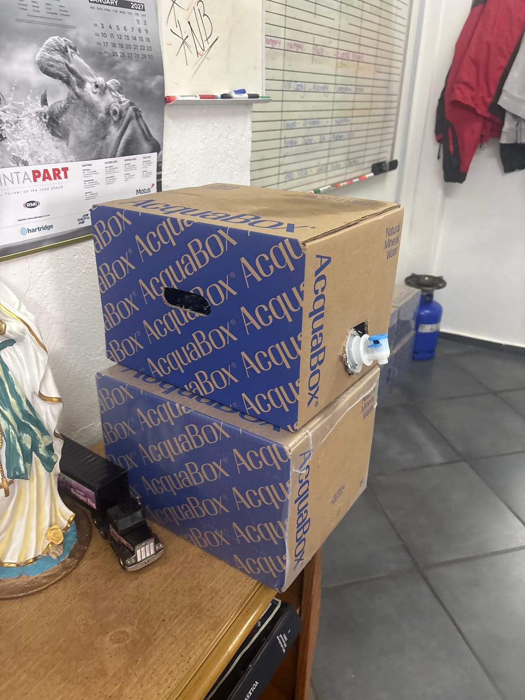 Customer photo review of AcquaBox 15L - Still Mineral Water (on tap Bag-in-Box)