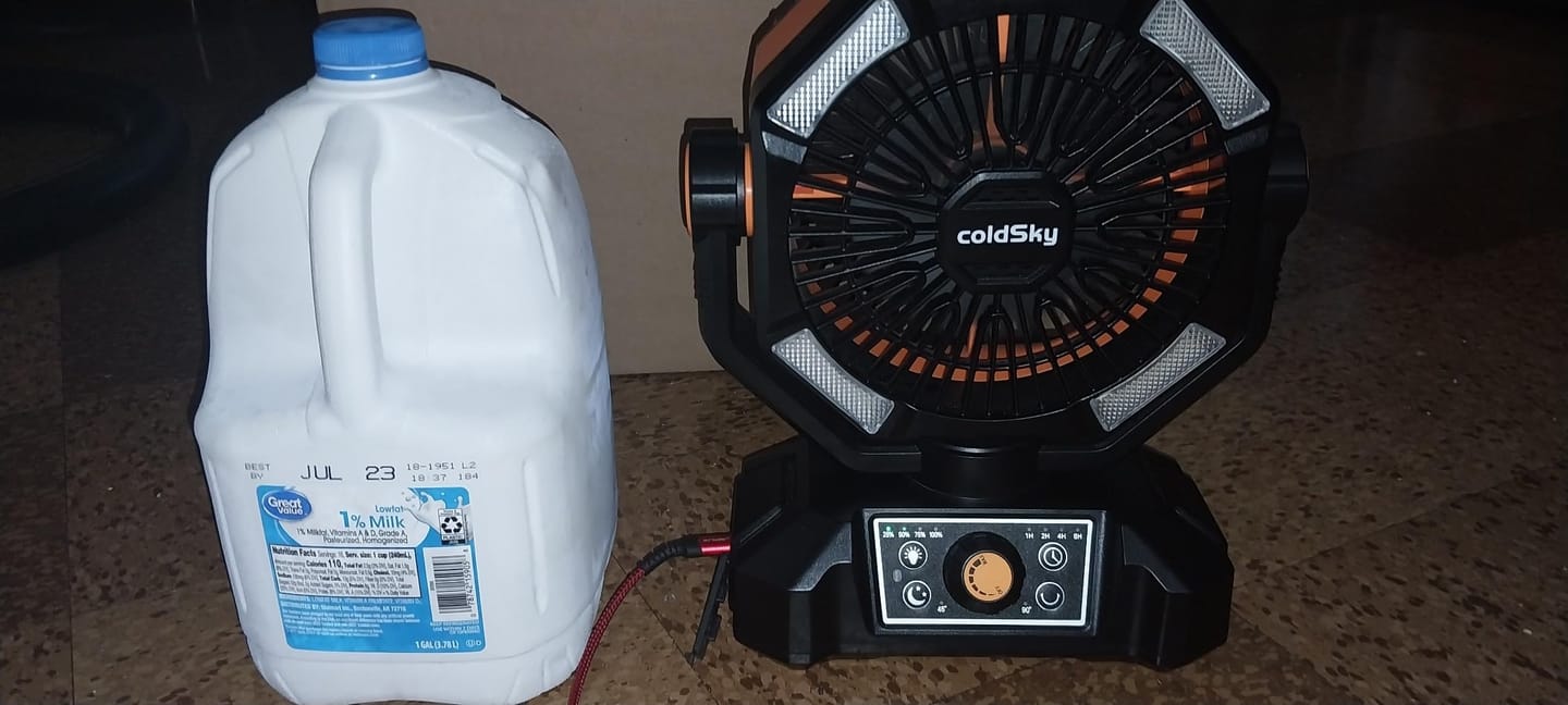 Customer photo review of 20000mAh Campingventilator mit LED-Laterne – 8-Stufen Akku-Ventilator