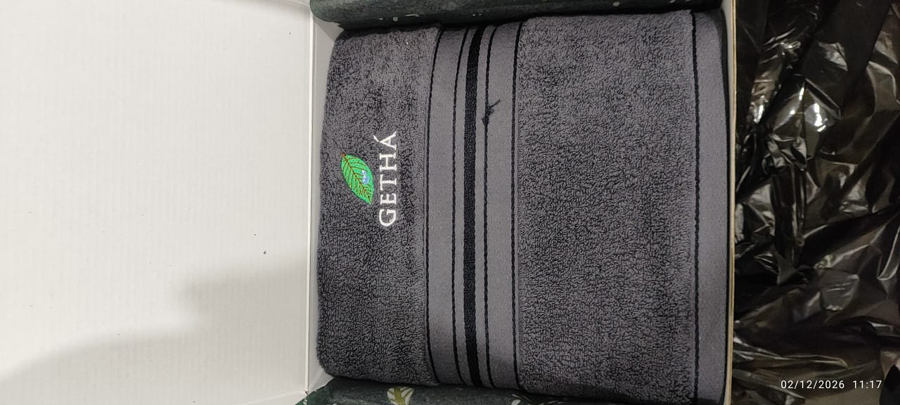 Customer photo review of Getha Lux Towel - Dark Grey