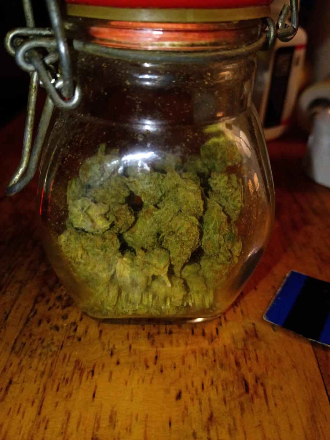 Customer photo review of Maui Wowie - 28 Grams Littles - Sativa