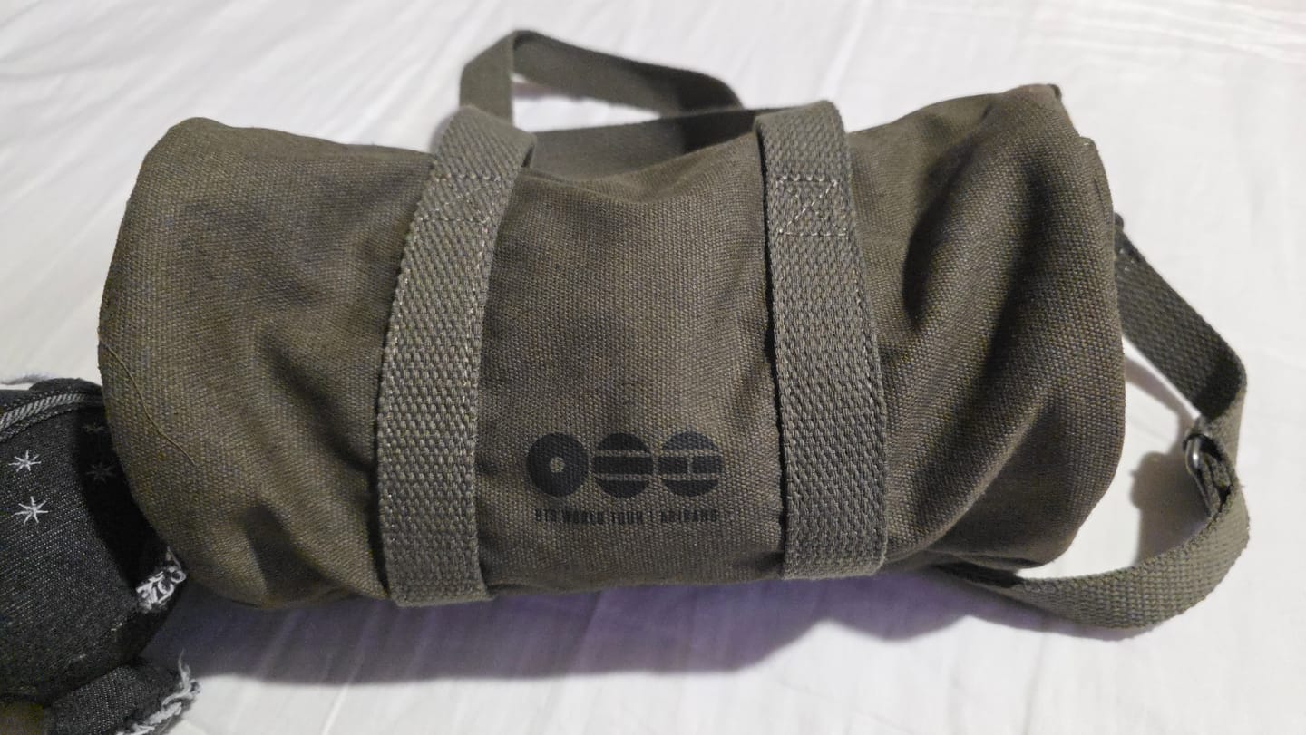 Customer photo review of BTS - ARIRANG WORLD TOUR OFFICIAL MD OFFICIAL LIGHT STICK BAG