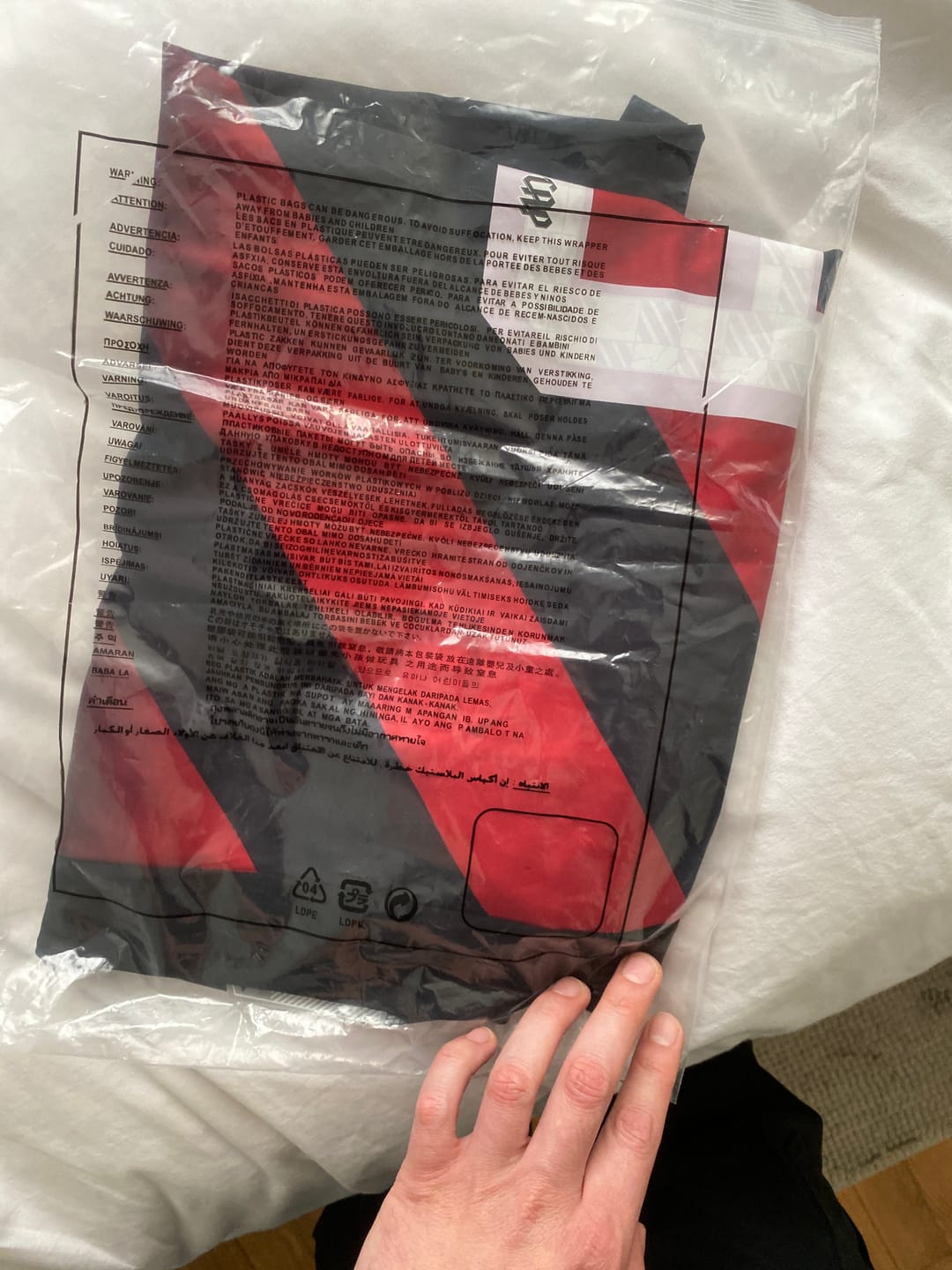 Customer photo review of Camisola AthIetico Paranaense I 26/27