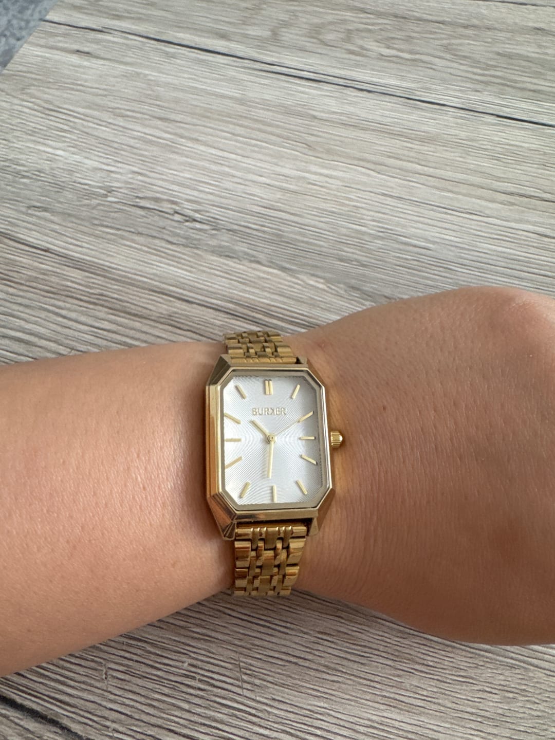Customer photo review of Isabell Gold