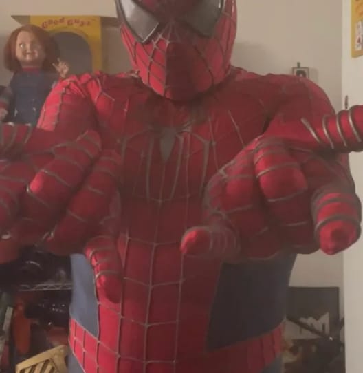 Customer photo review of Tobey Maguire Spider-Man Life Size Wearable Costume( Replica Grade)
