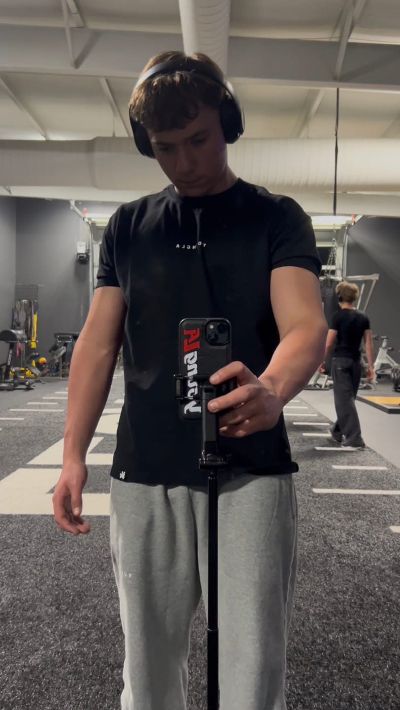 Customer photo review of 401 Essential Jacked Tees