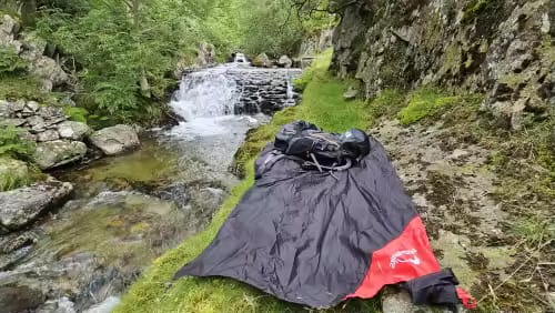 Customer photo review of Wasserdichte Taschenpicknickdecke – Leichte Sandfreie Strandmatte