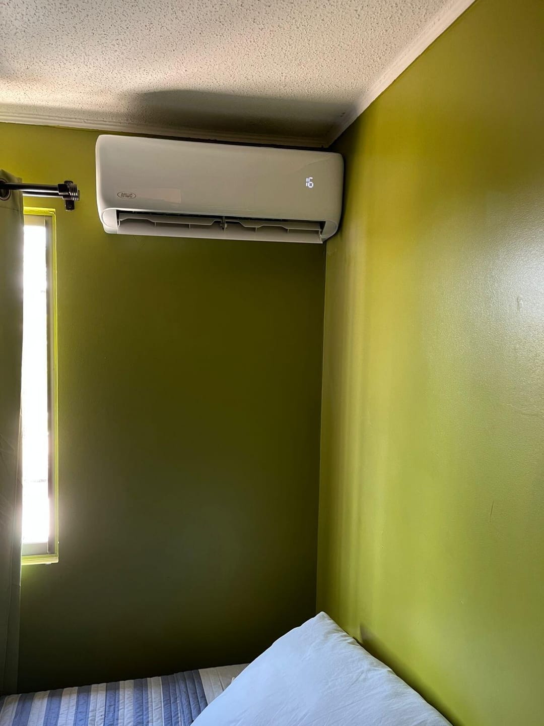 Customer photo review of Split Muro 24000 BTUH INVERTER R32 INFINITY ANWO