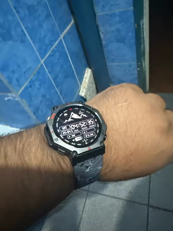 Customer photo review of Militär GPS Smartwatch – AMOLED, 10ATM, HD Bluetooth-Anruf
