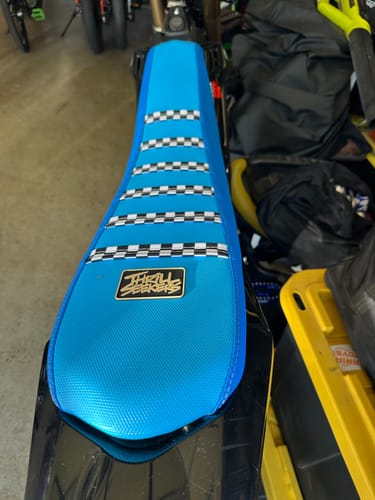 Customer photo review of Custom Seat Cover: Sur-Ron Ultra Bee
