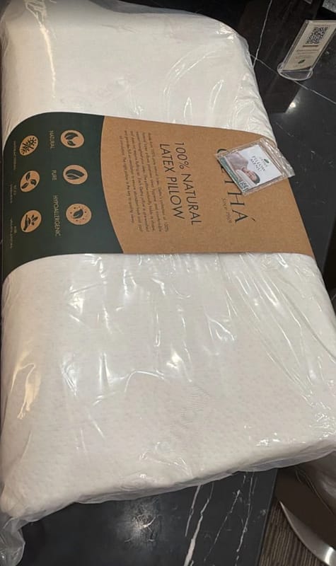 Customer photo review of Getha Contour Latex Pillow (Cotton Fabric / Tencel Fabric)