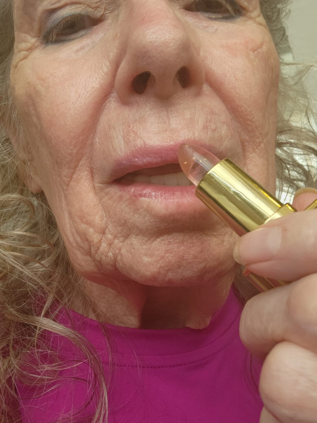 Customer photo review of Areliaa Signature Lipstick