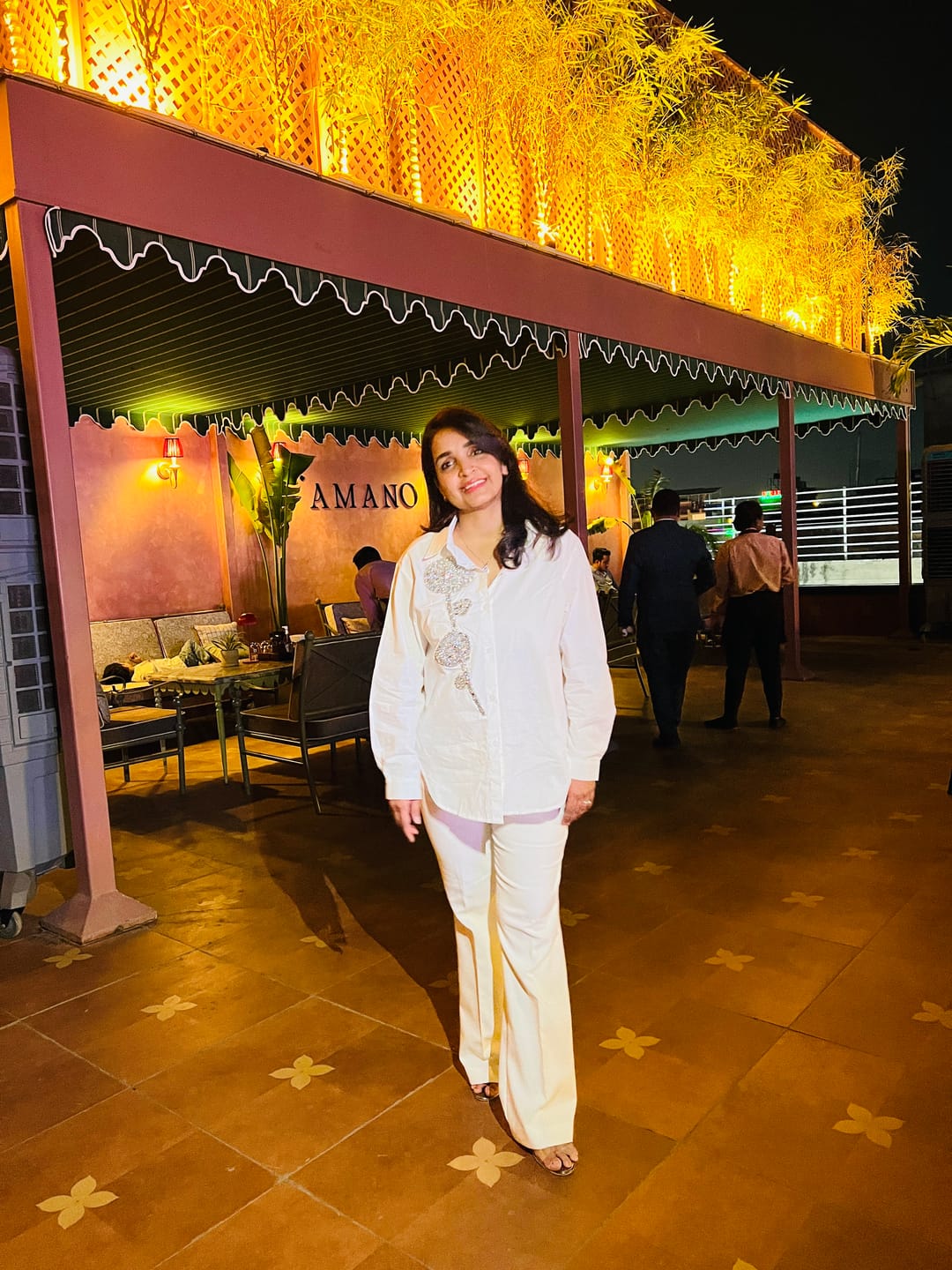 Customer photo review of Bjorn Embellished Oversized Shirt In White