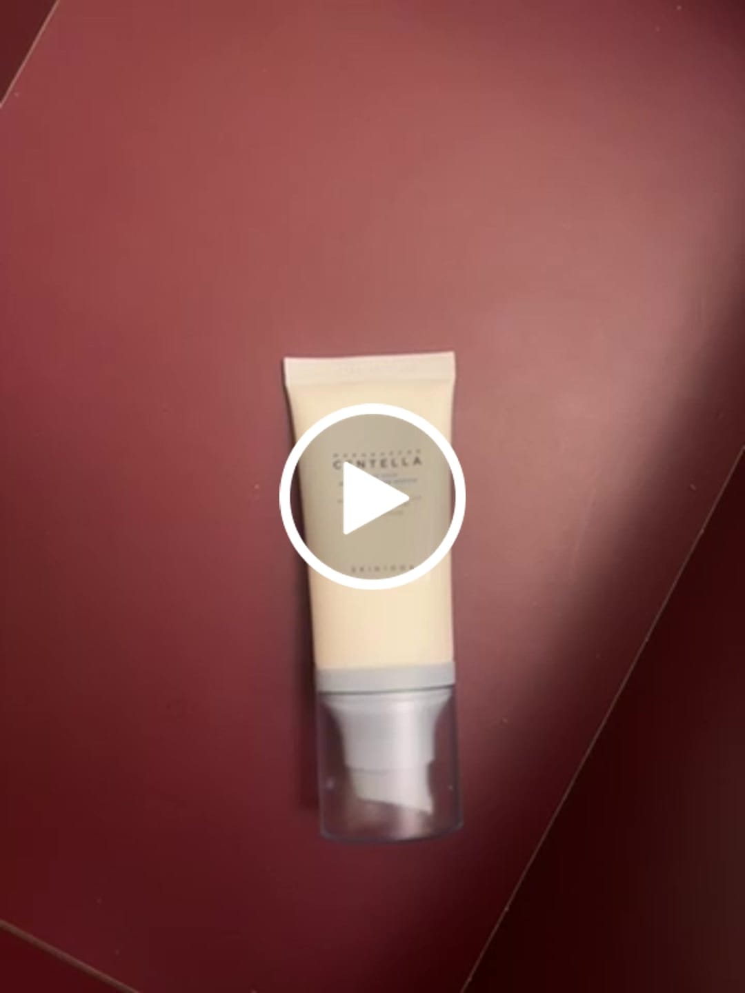 Customer video review of سيرم الحماية من الشمس المائي هيالو-سنتيلا من سكين1004 - 50مل