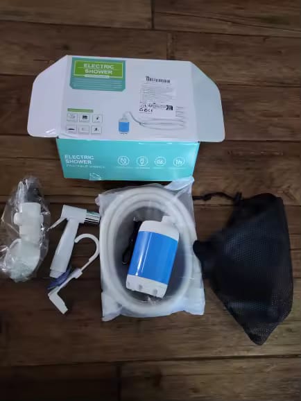 Customer photo review of Elektrische Campingduschpumpe – 5000mAh Akku mit Digitalanzeige