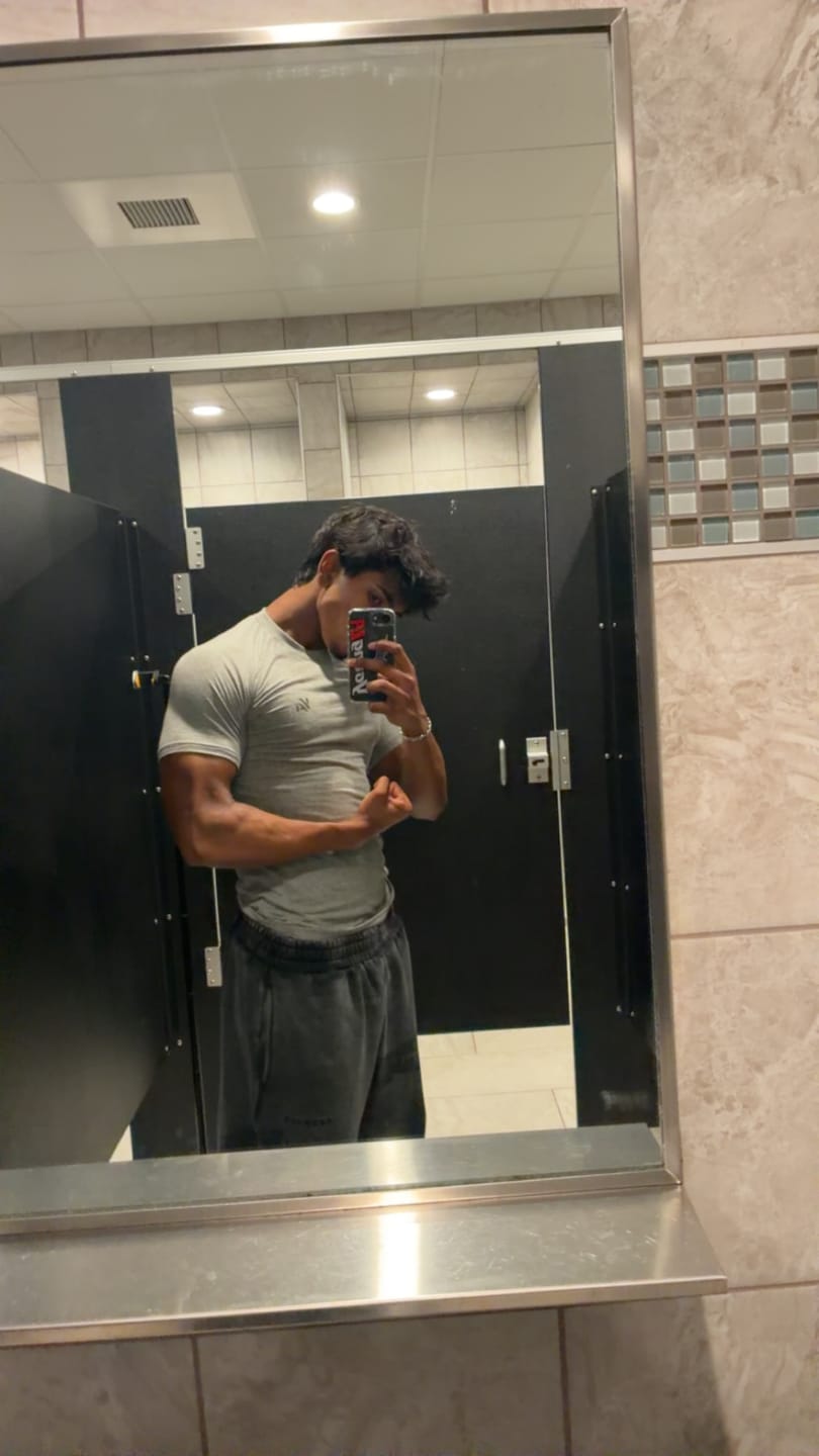 Customer photo review of 4016 - Natural Cotton Compression Tees