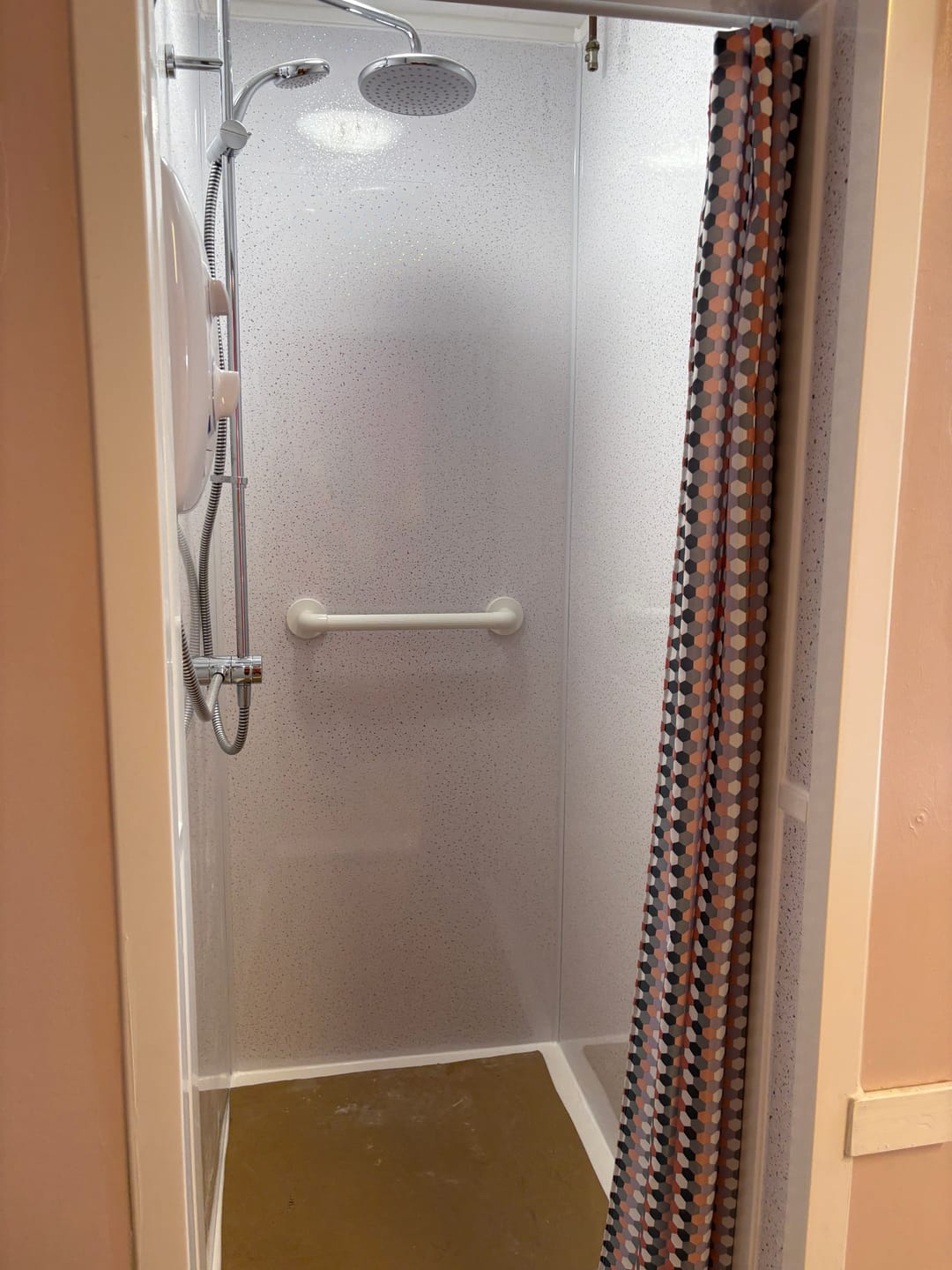 Customer photo review of Premium White Sparkle Gloss Shower Wall Panel – 1M x 2.4M