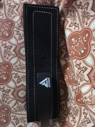 Customer photo review of Cinturón de Powerlifting de Cuero con Palanca de Acero Premium
