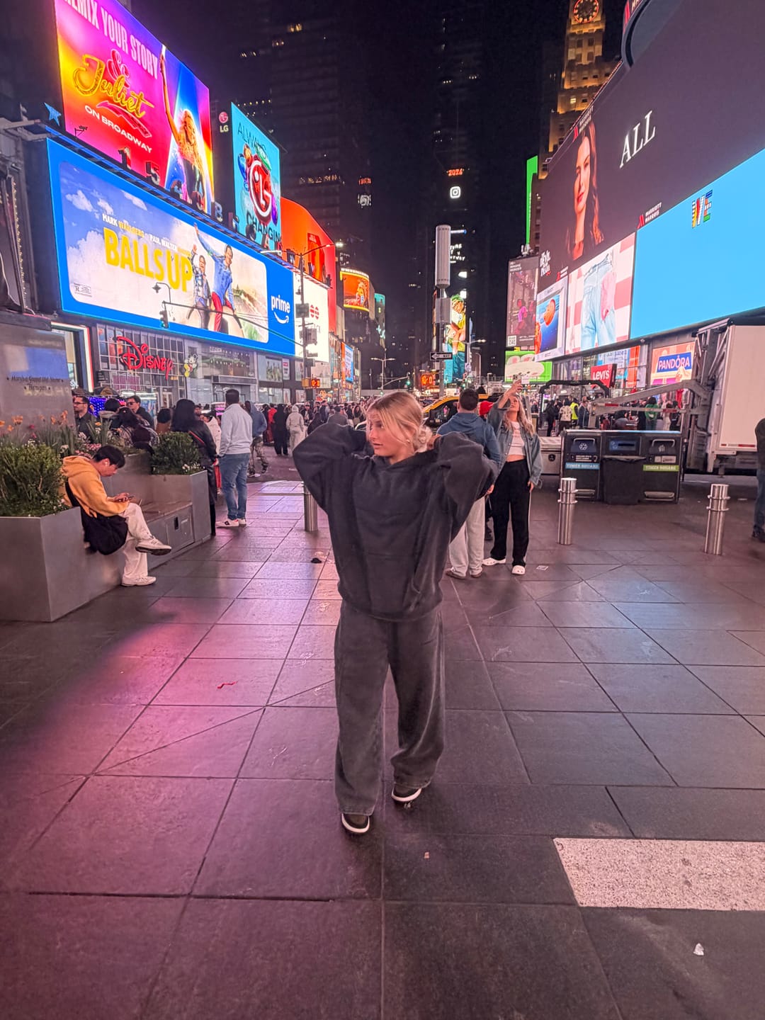 Customer photo review of 2099 - Batman Stealth Sweats