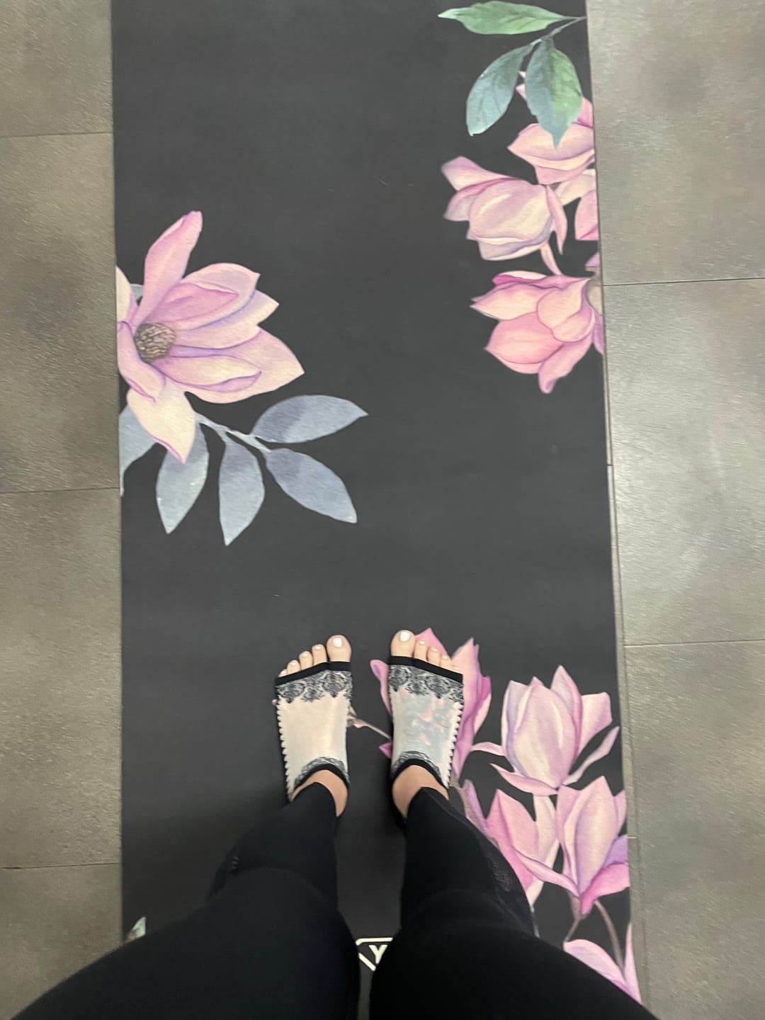 Customer photo review of Tucketts Flow Pilates Socks - Non-Slip Grip, Open Toe, Barre & Yoga - Women's