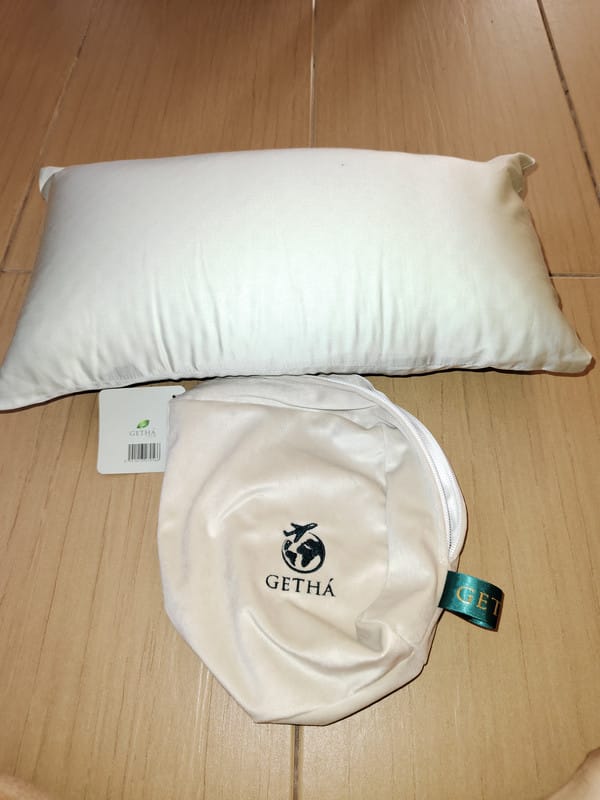 Customer photo review of Getha First Class Travel Latex Pillow