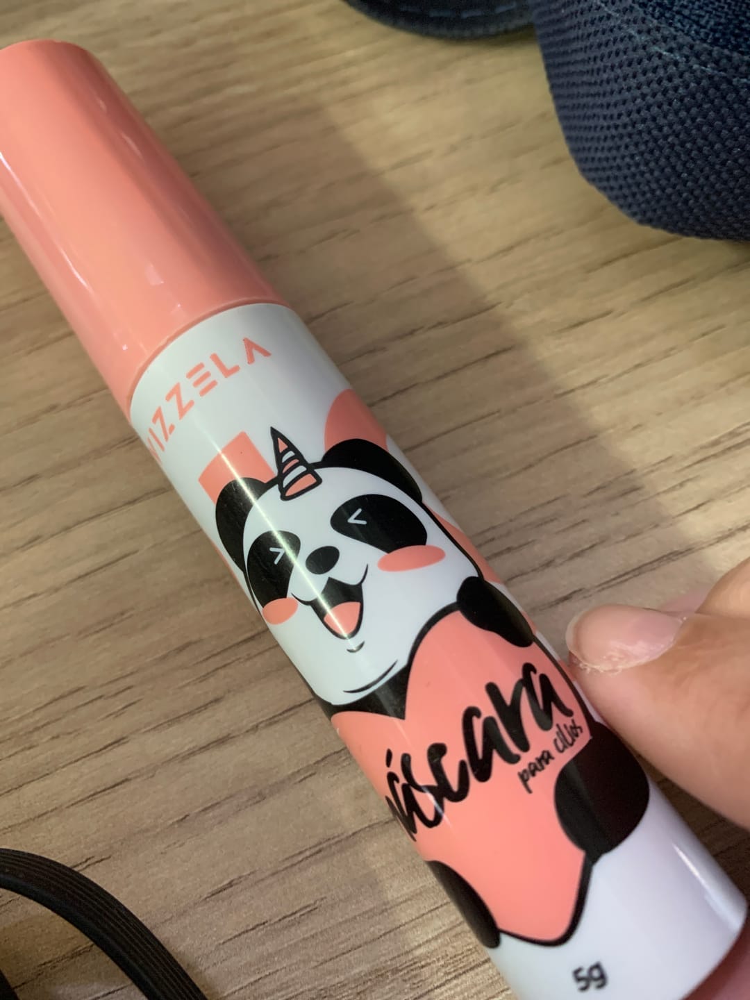 Customer photo review of Máscara Para Cílios Big No Panda Vizzela - Preta