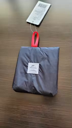 Customer photo review of Wasserdichte Taschenpicknickdecke – Leichte Sandfreie Strandmatte
