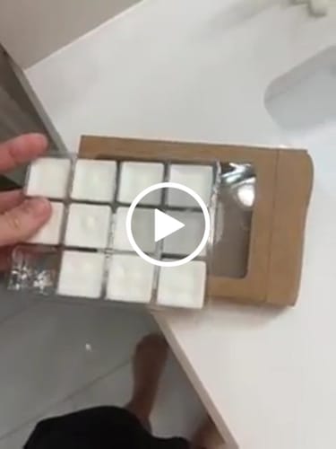 Customer video review of First Light Wax Melts