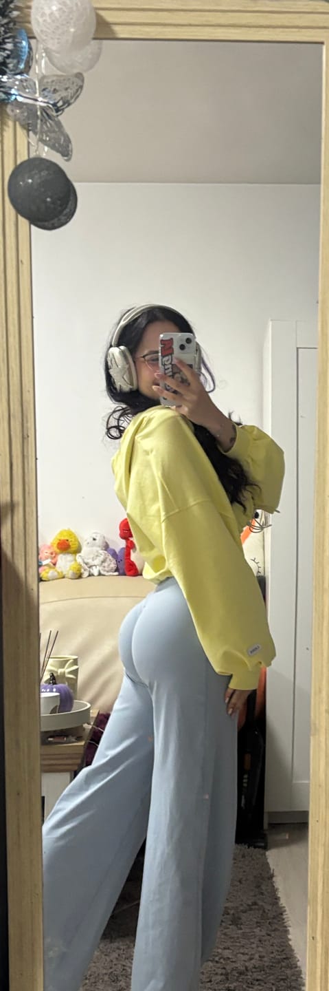 Customer photo review of W2257 - Kove Wide Leg Flare Leggings (Regular)
