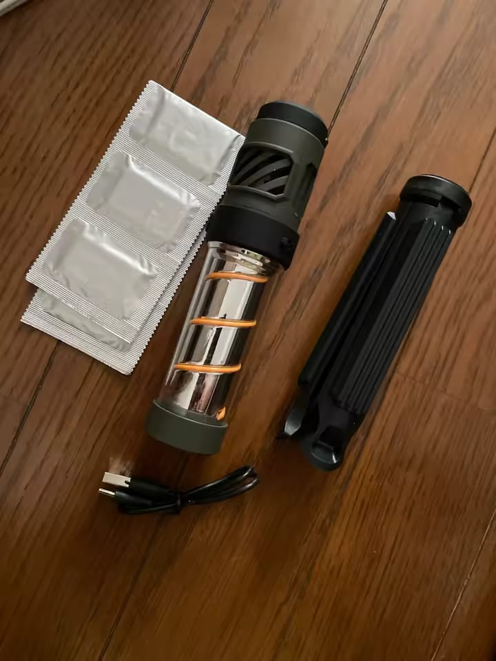 Customer photo review of 5-in-1 Campinglampe – LED-Taschenlampe & Mückenschutzlicht