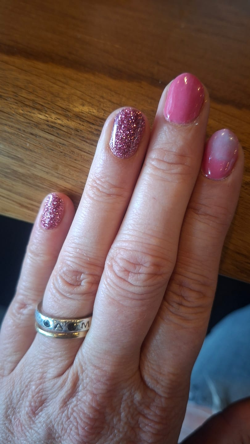 Customer photo review of Pink Lemonade Dipping Powder