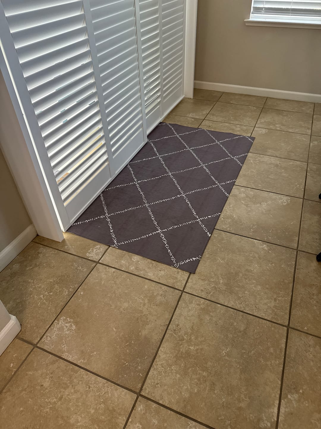 Customer photo review of Medina Moroccan Diamond Grey Washable Rug