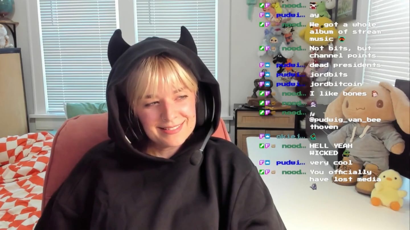 Customer photo review of WAVE DEVIL HOODIE - BLACK