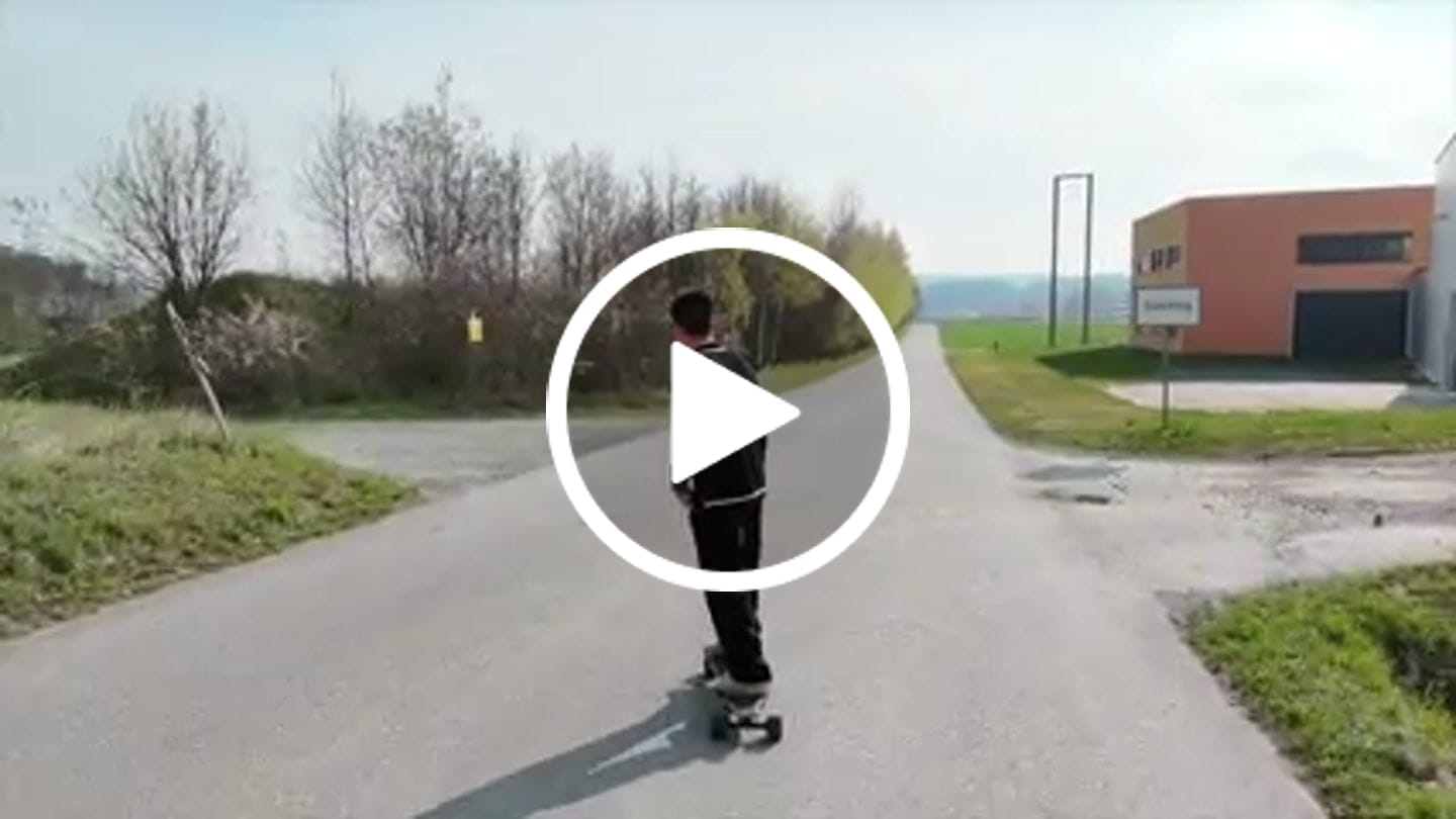 Customer video review of Backfire G2 Black & G2Z Electric Skateboard with R5s Remote