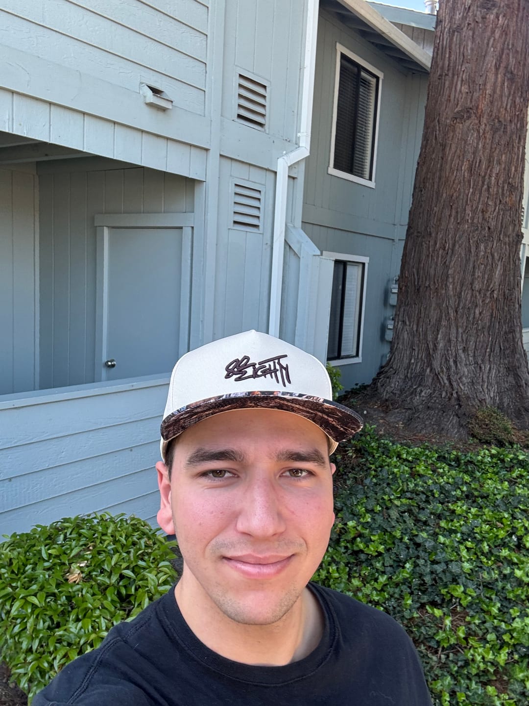 Customer photo review of 80Eighty® WhiteWood Hat
