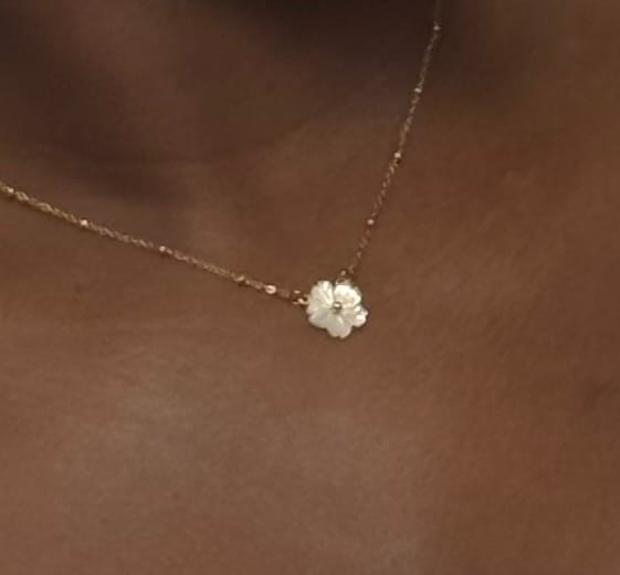 Customer photo review of White Blossom Flower Necklace