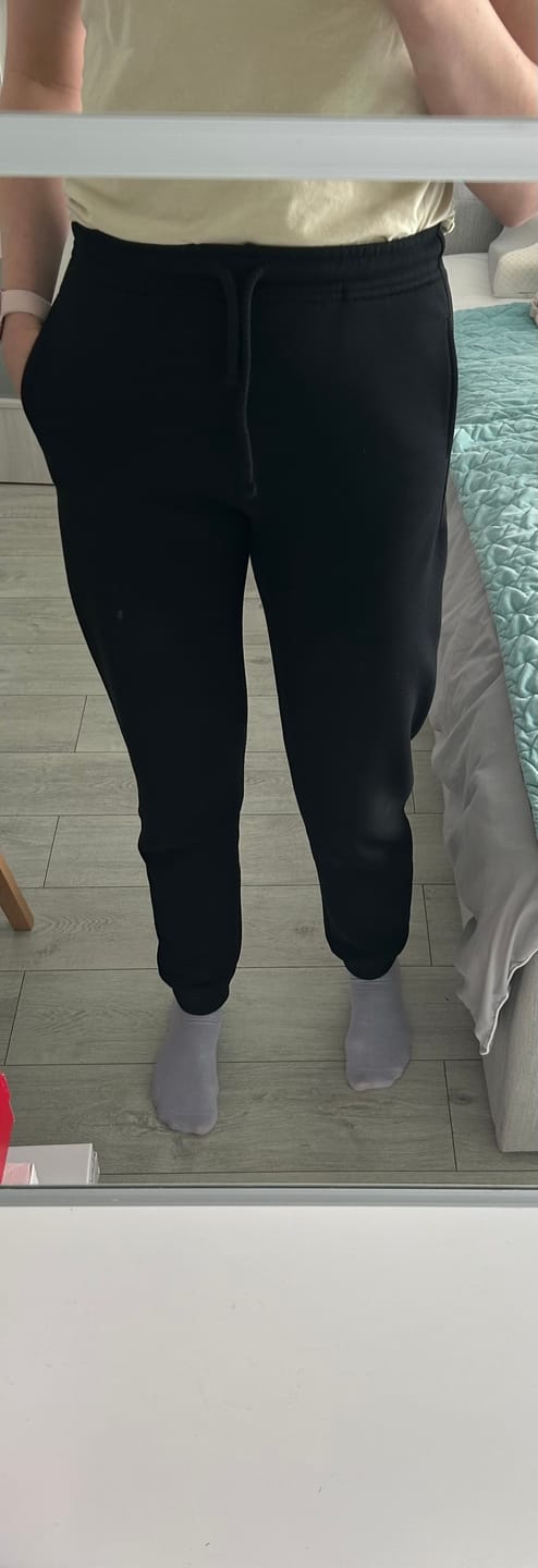 Customer photo review of Spodnie dresowe ze ściągaczem