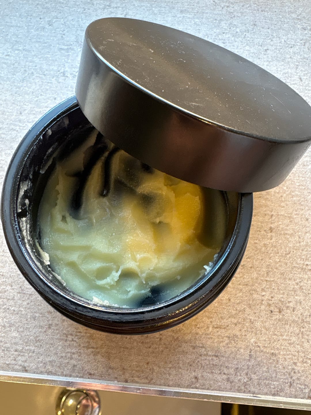 Customer photo review of SOS Body Balm