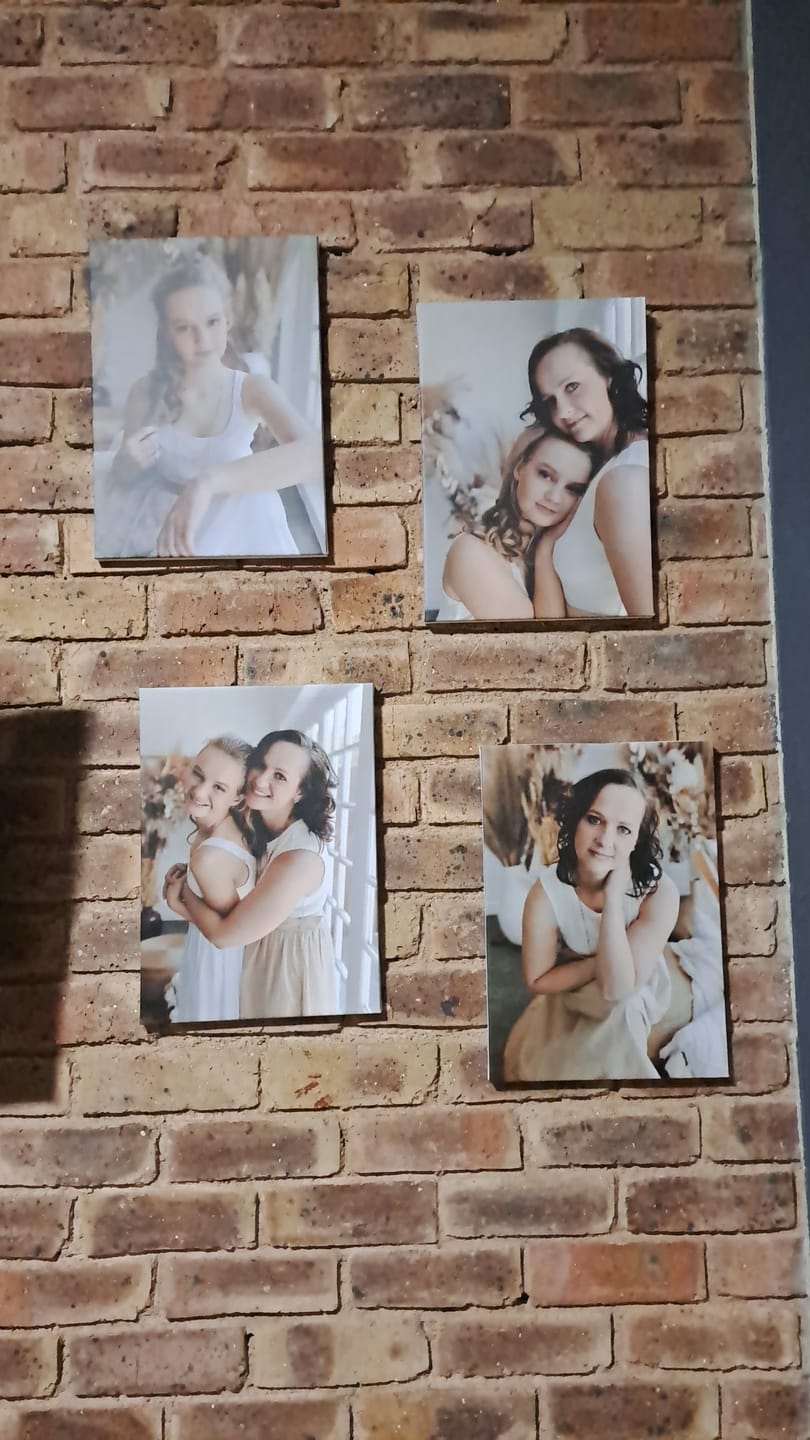 Customer photo review of 6 x A3 Canvas Combo