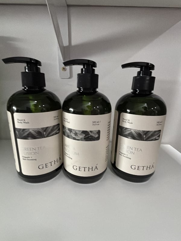 Customer photo review of Getha Premium Botanical Body Wash 500ml