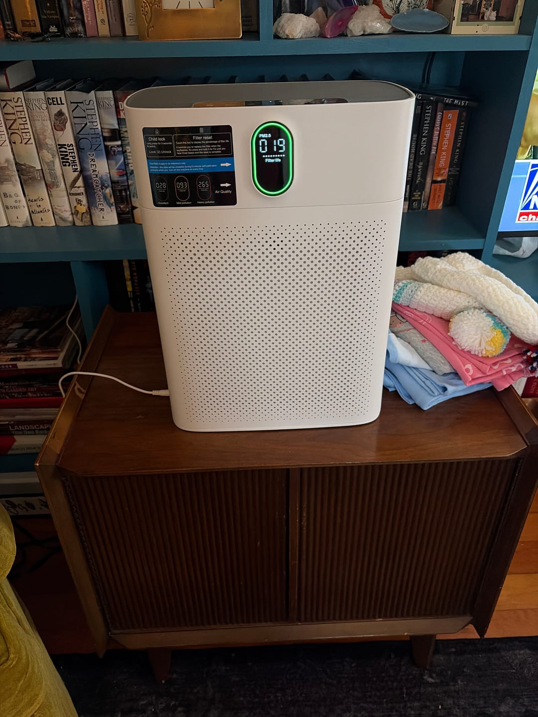 Customer photo review of Smart Air Purifier V1 Pro – Powerful HEPA Filtration with PM2.5 Sensor, App & Voice Control for Clean Indoor Air
